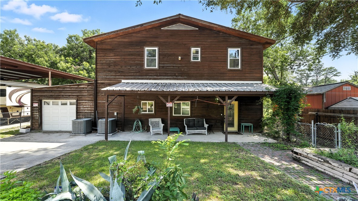Property Photo:  110 Erskine Ferry Road  TX 78155 