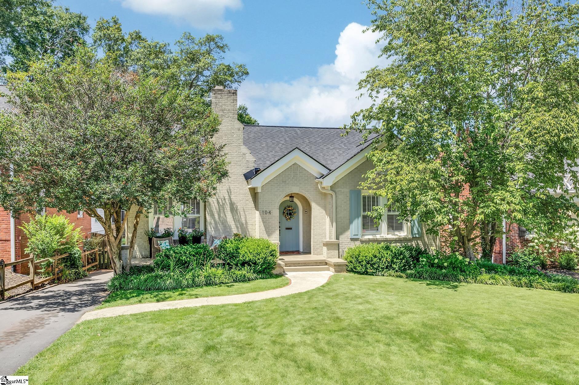 Property Photo:  104 Ponce De Leon Drive  SC 29605 