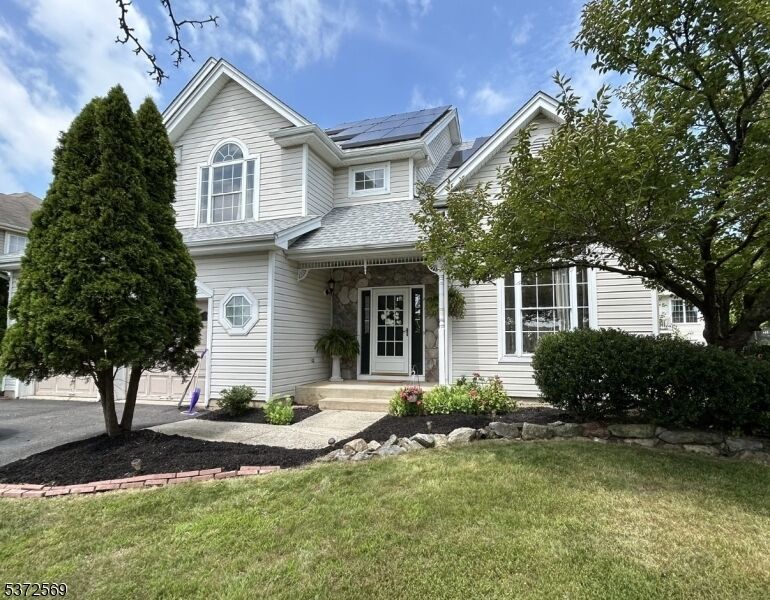 Property Photo: 308 Stonehenge Dr NJ 08865
