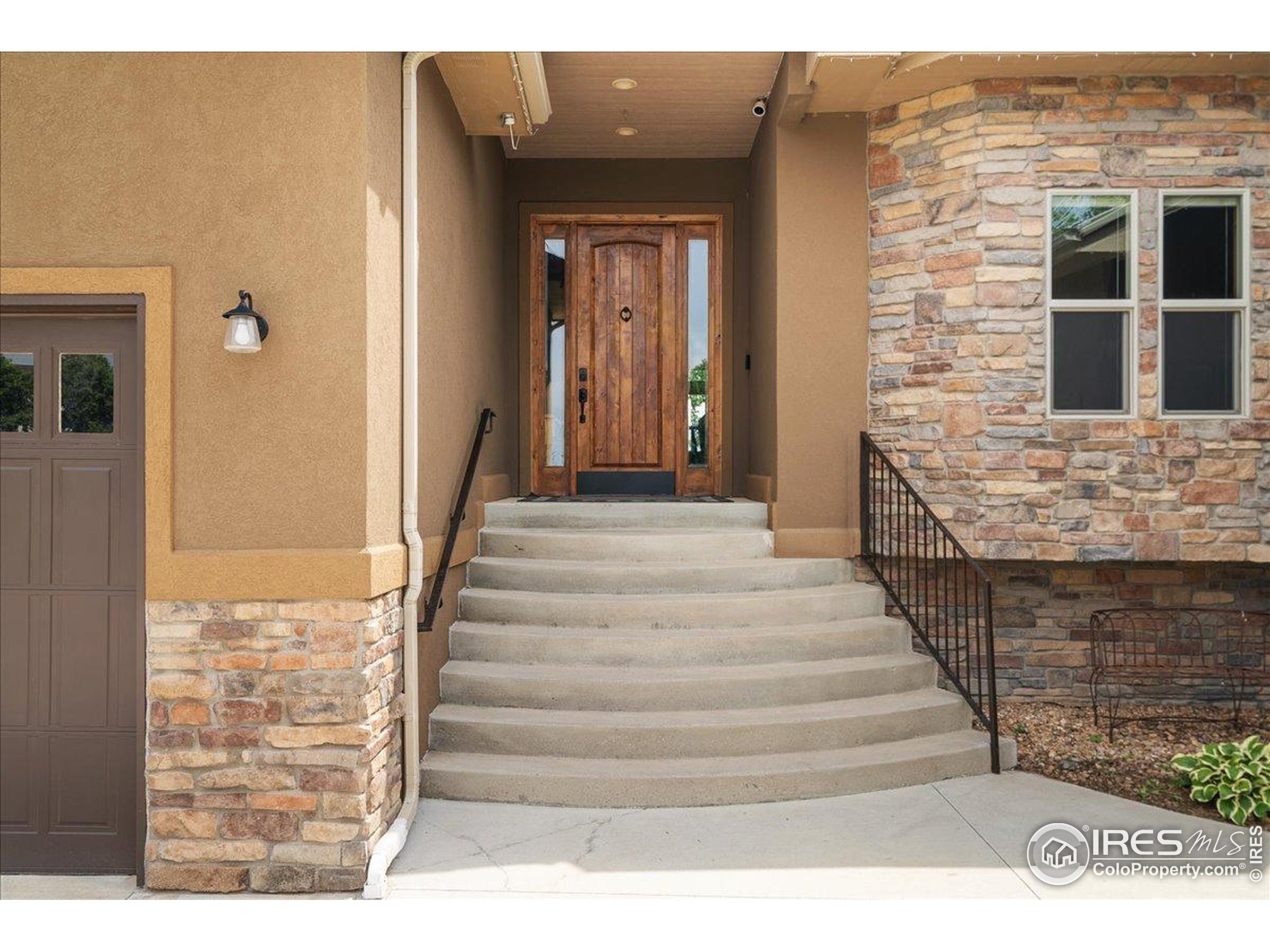 Property Photo:  37054 Soaring Eagle Cir  CO 80550 