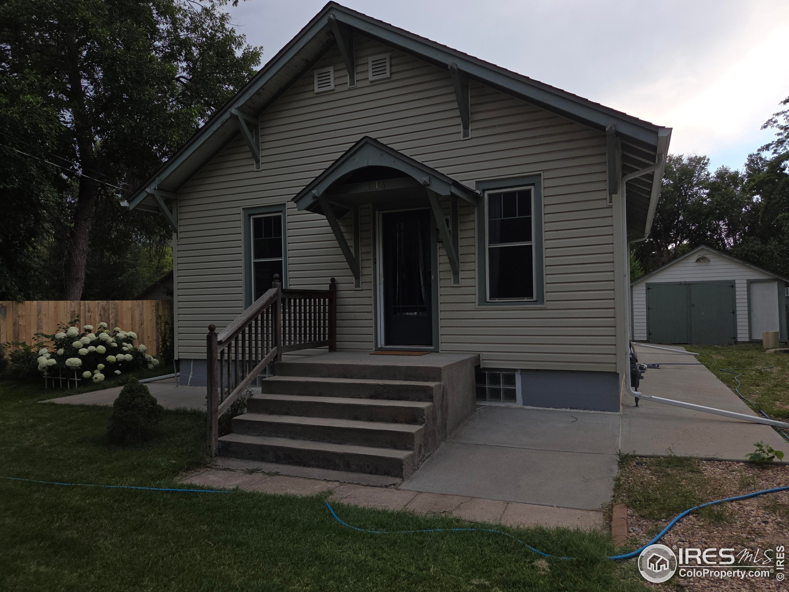 Property Photo:  914 N Carson St  CO 80723 