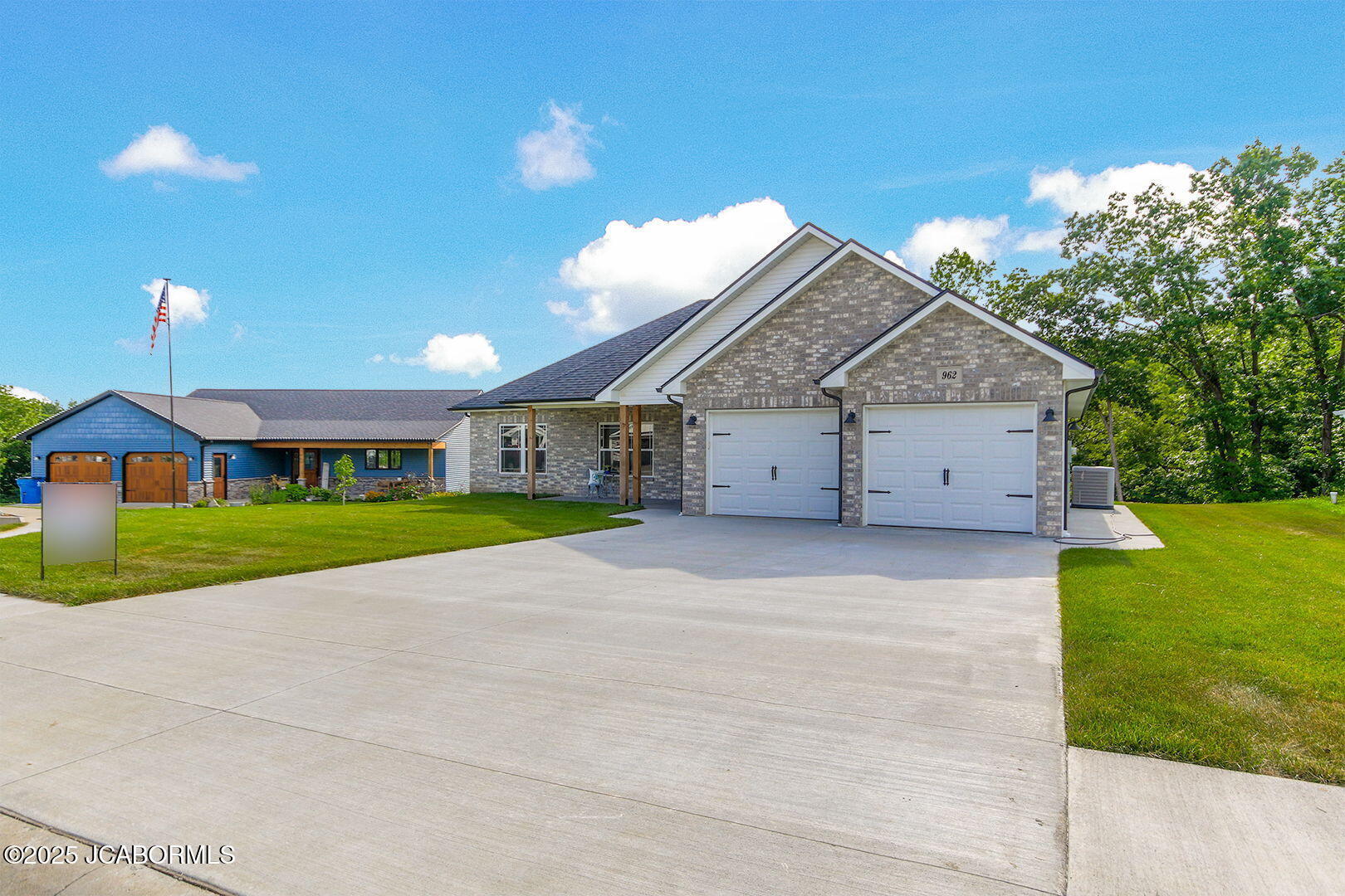 Property Photo: 962 Cochise Drive MO 65043
