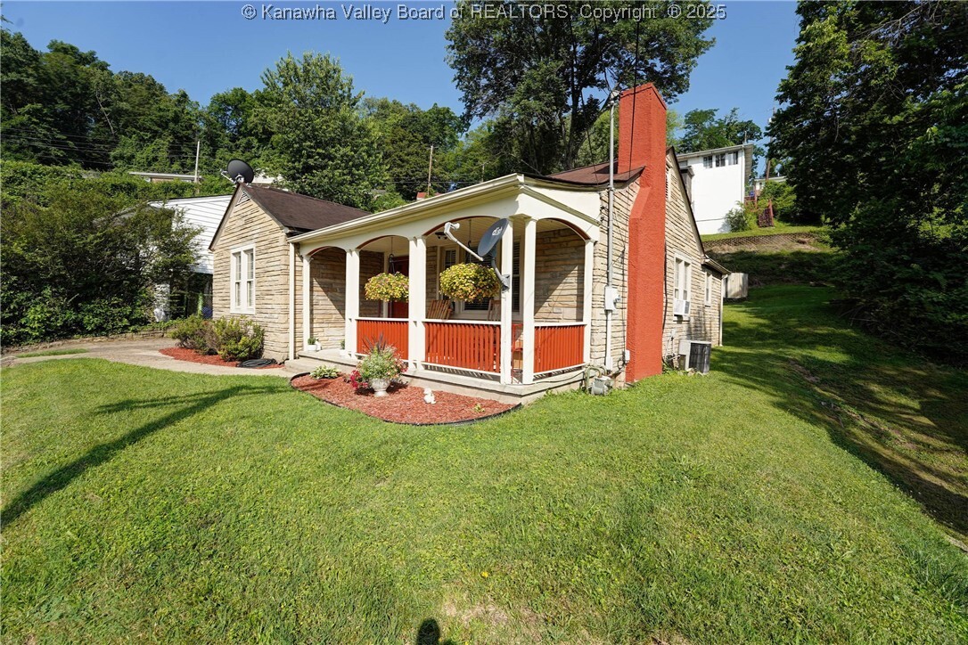 Property Photo:  1009 Wilkie Drive  WV 25314 