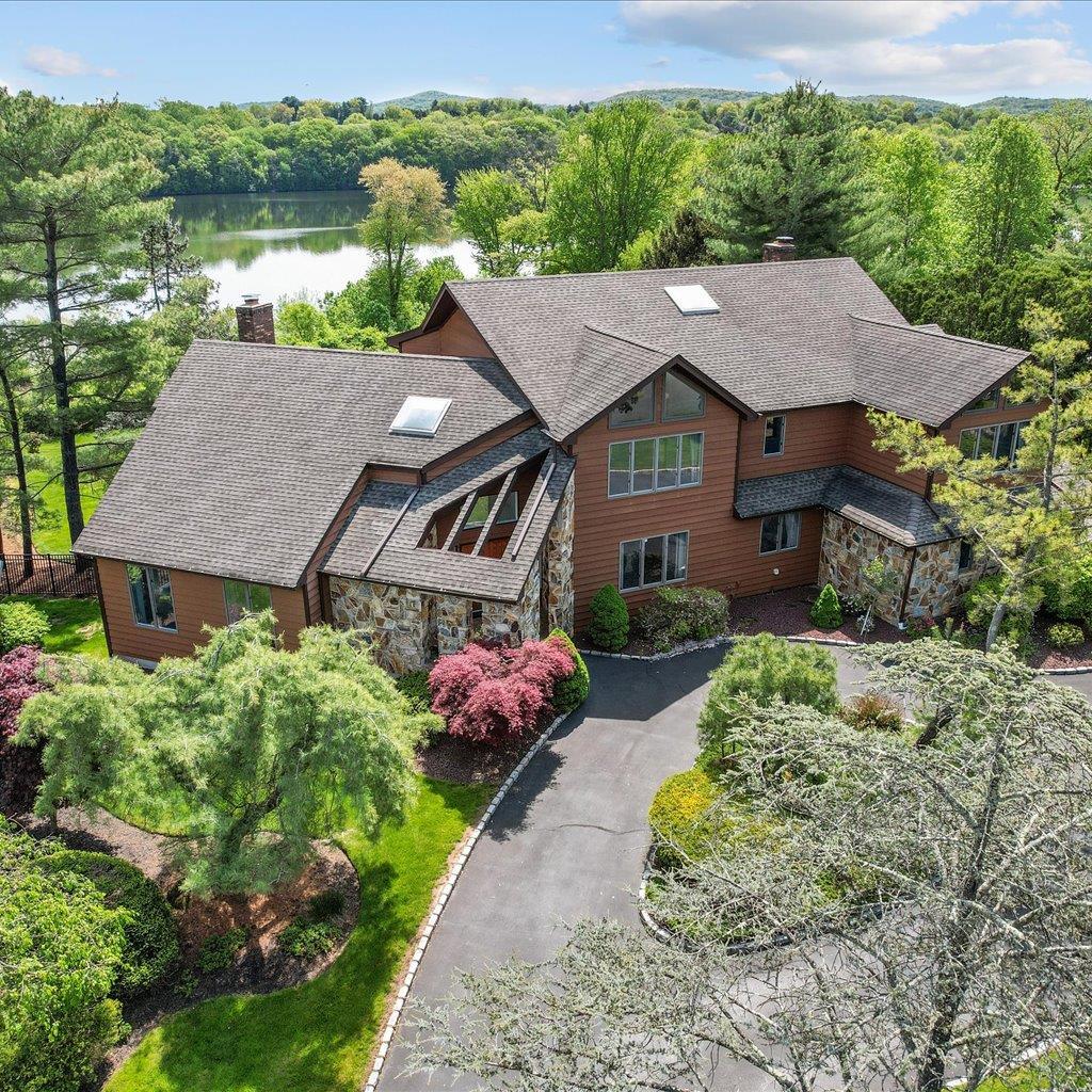 Property Photo: 8 Fieldstone Court NY 10956