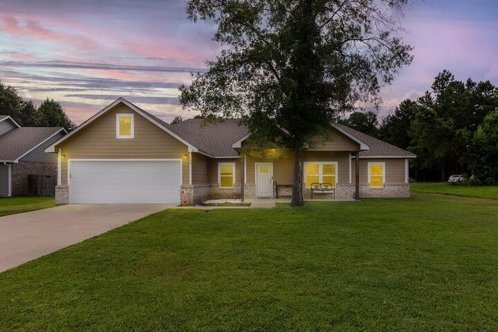 Property Photo: 130 Dena Kay Drive TX 75904