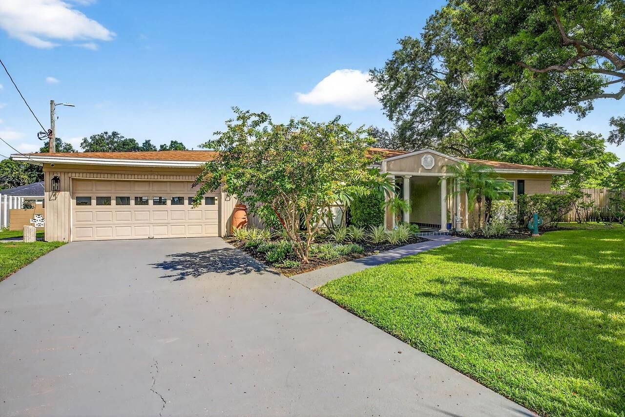 Property Photo:  6410 Felice Avenue  FL 33614 
