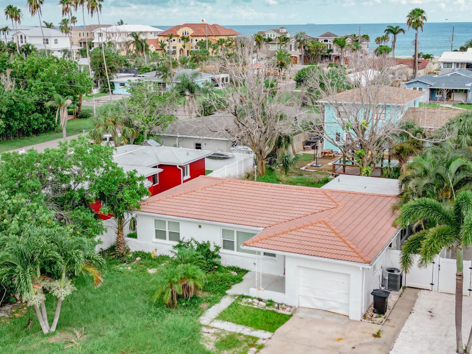 Property Photo: 15802 2nd Street E FL 33708