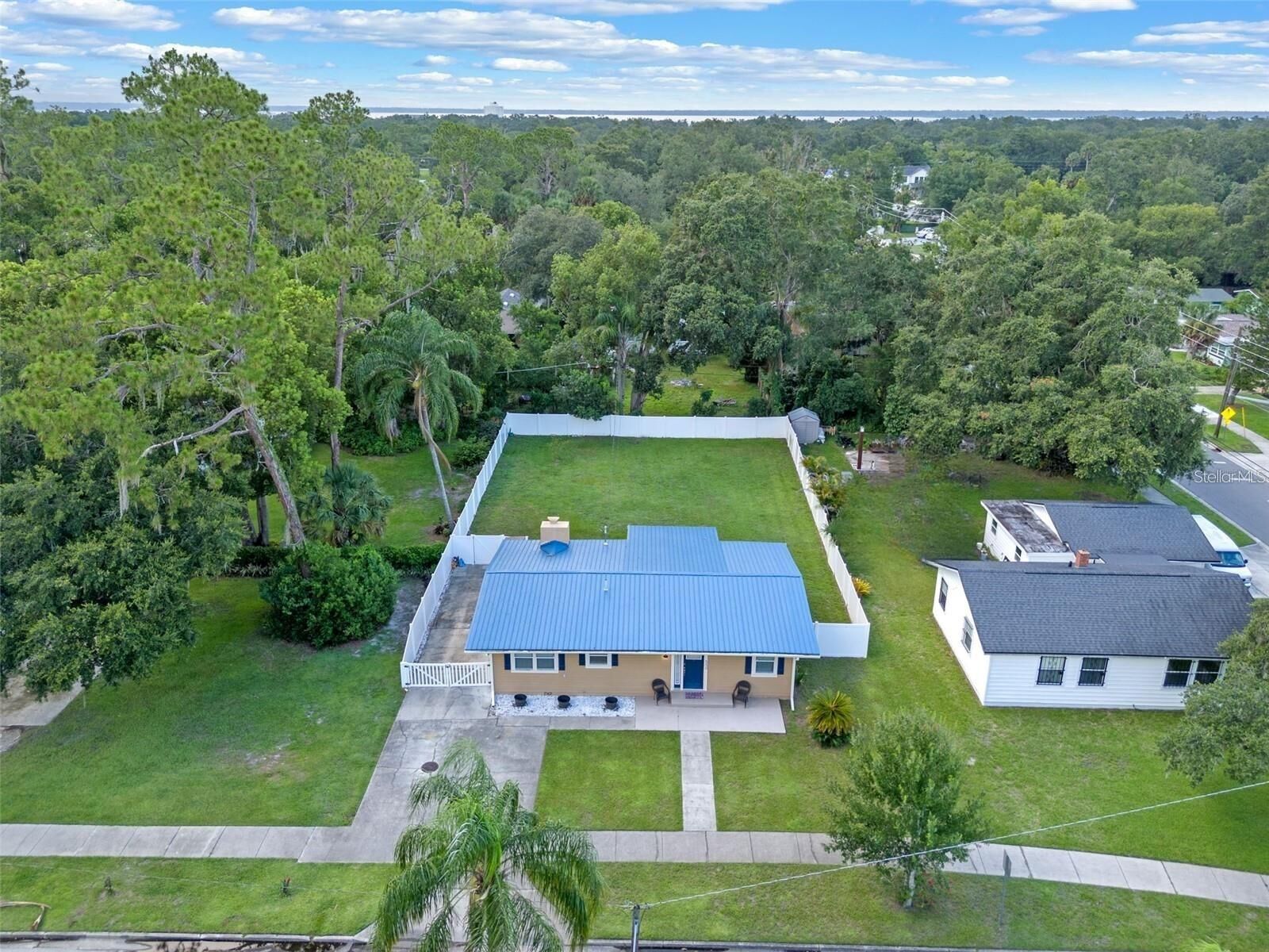 Property Photo:  550 Plumosa Drive  FL 32771 