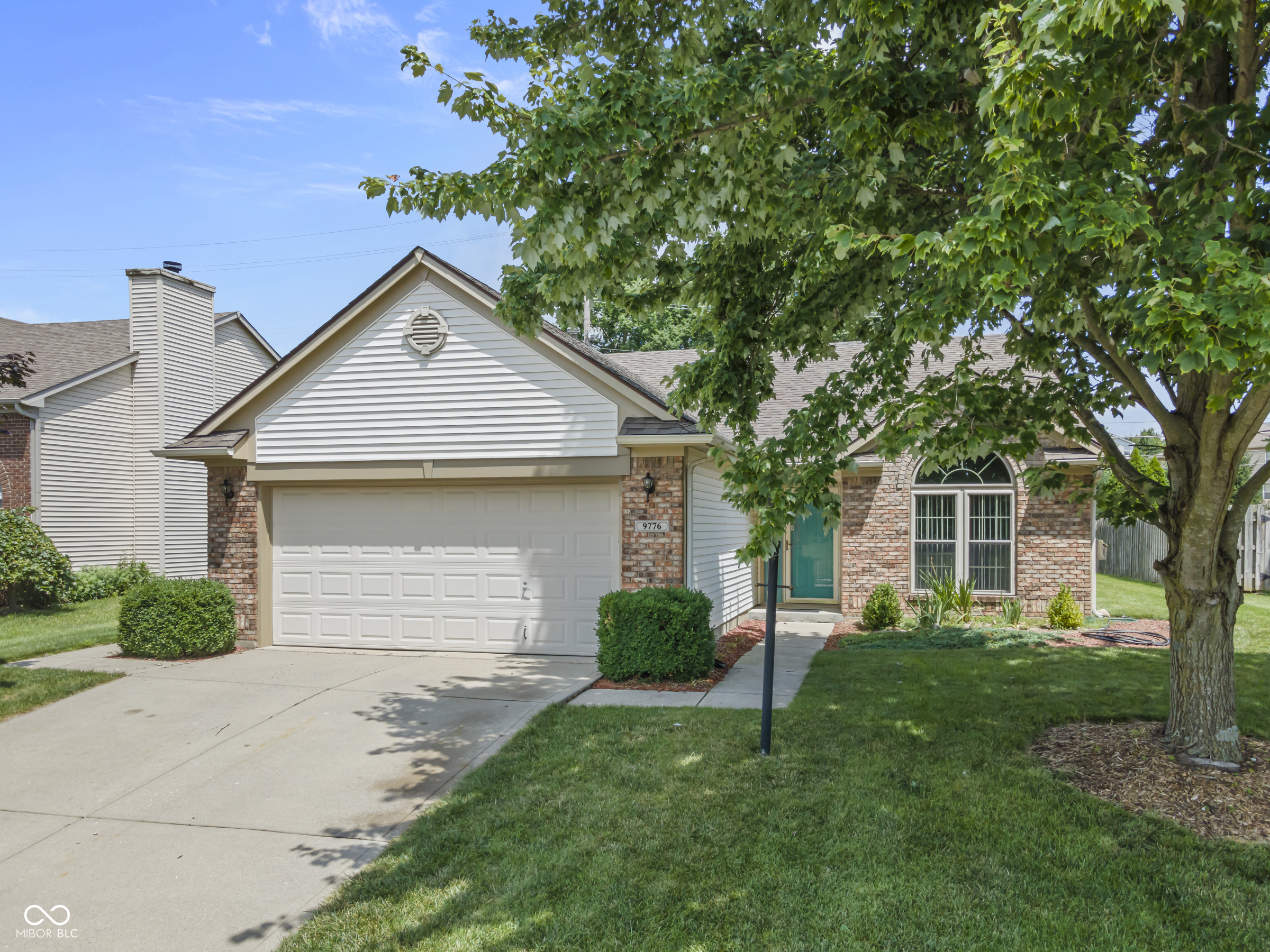 9776 Overcrest Drive  Fishers IN 46037 photo
