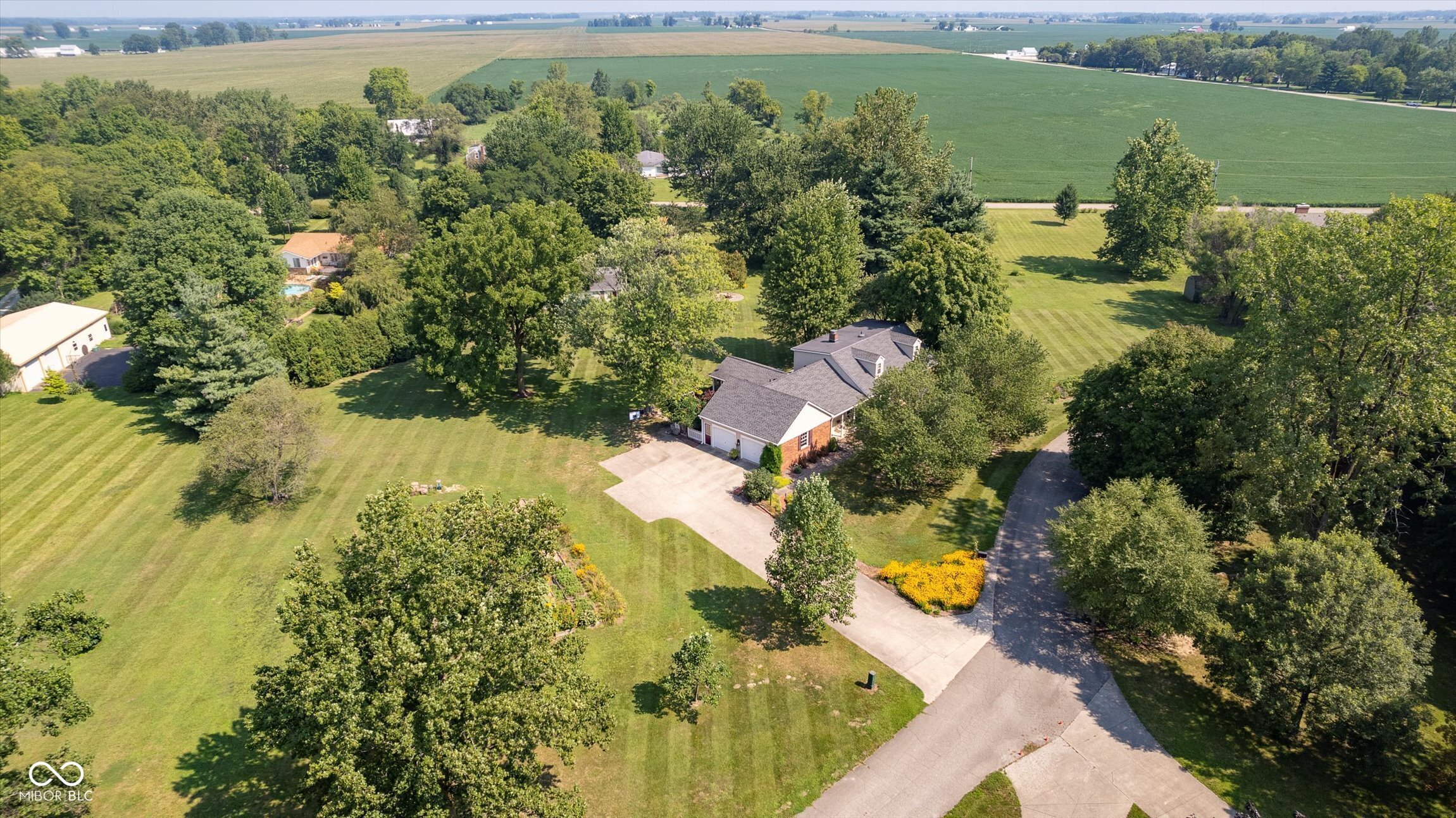 Property Photo: 6234 W Country Lane IN 46011