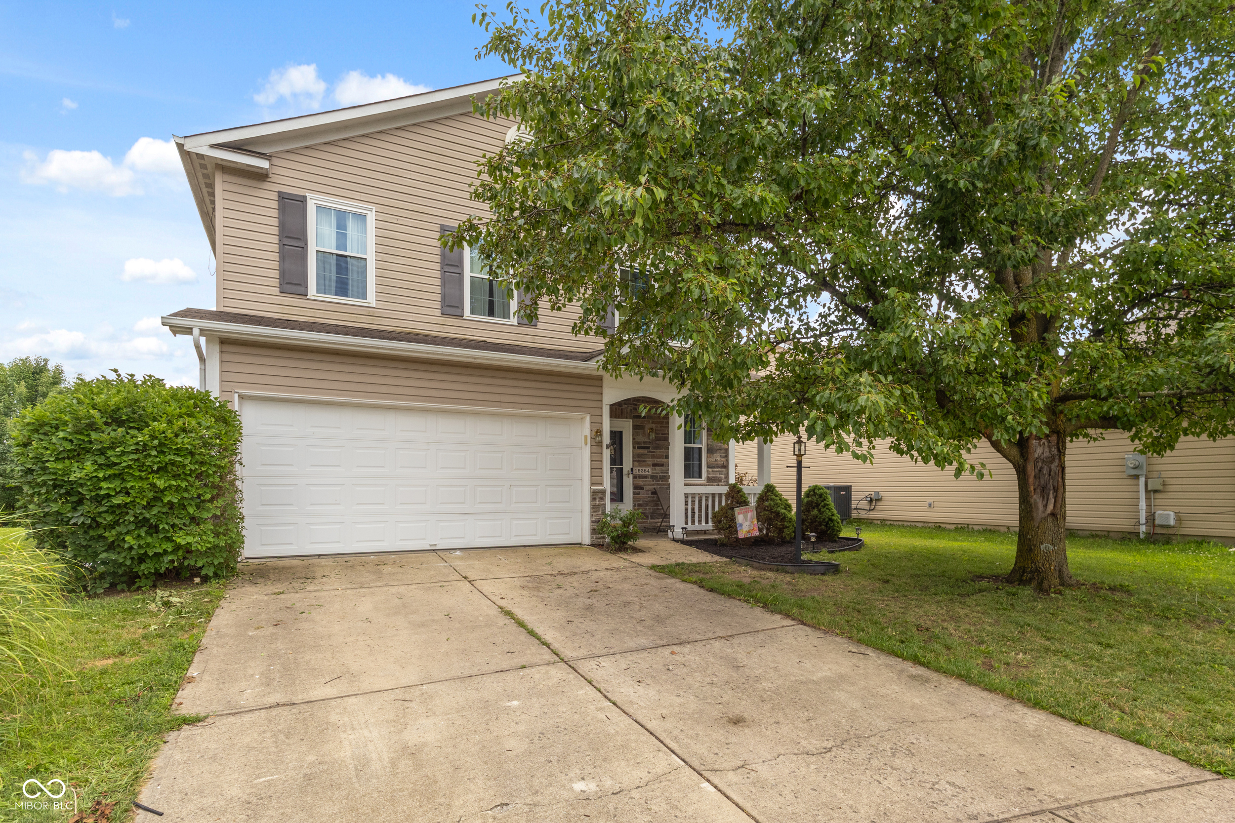 Property Photo: 19384 Fox Chase Drive IN 46062