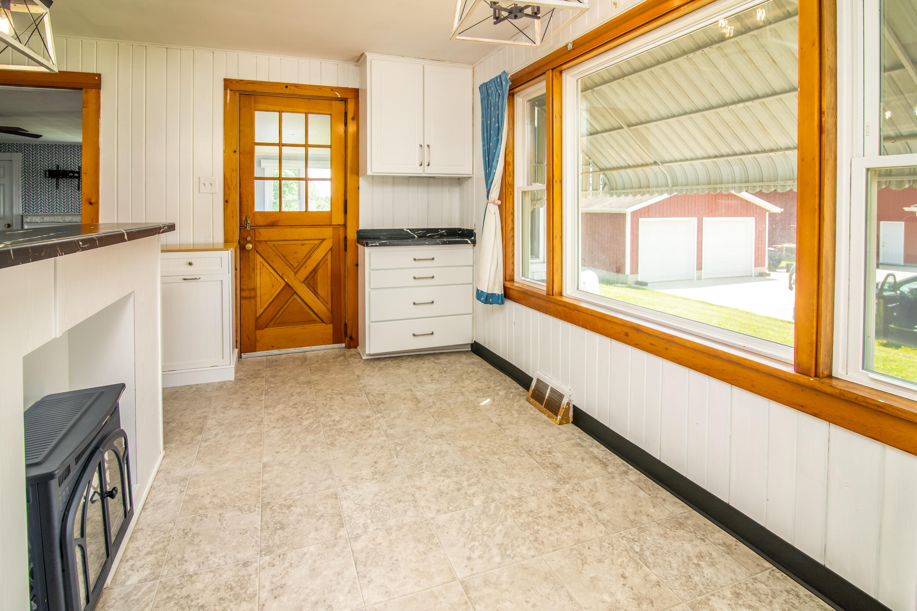 Property Photo:  217 Juneau St  WI 53032 