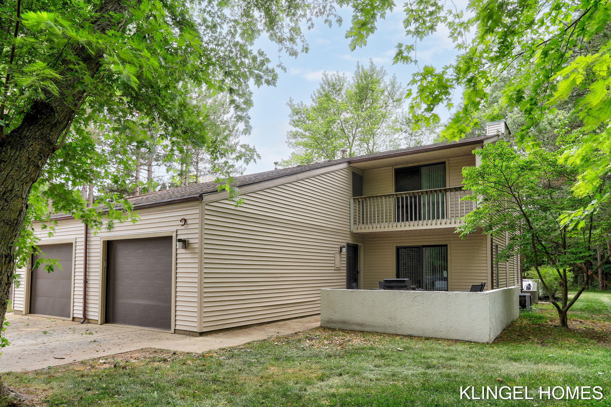 Property Photo: 17454 Dunewood Court MI 49456