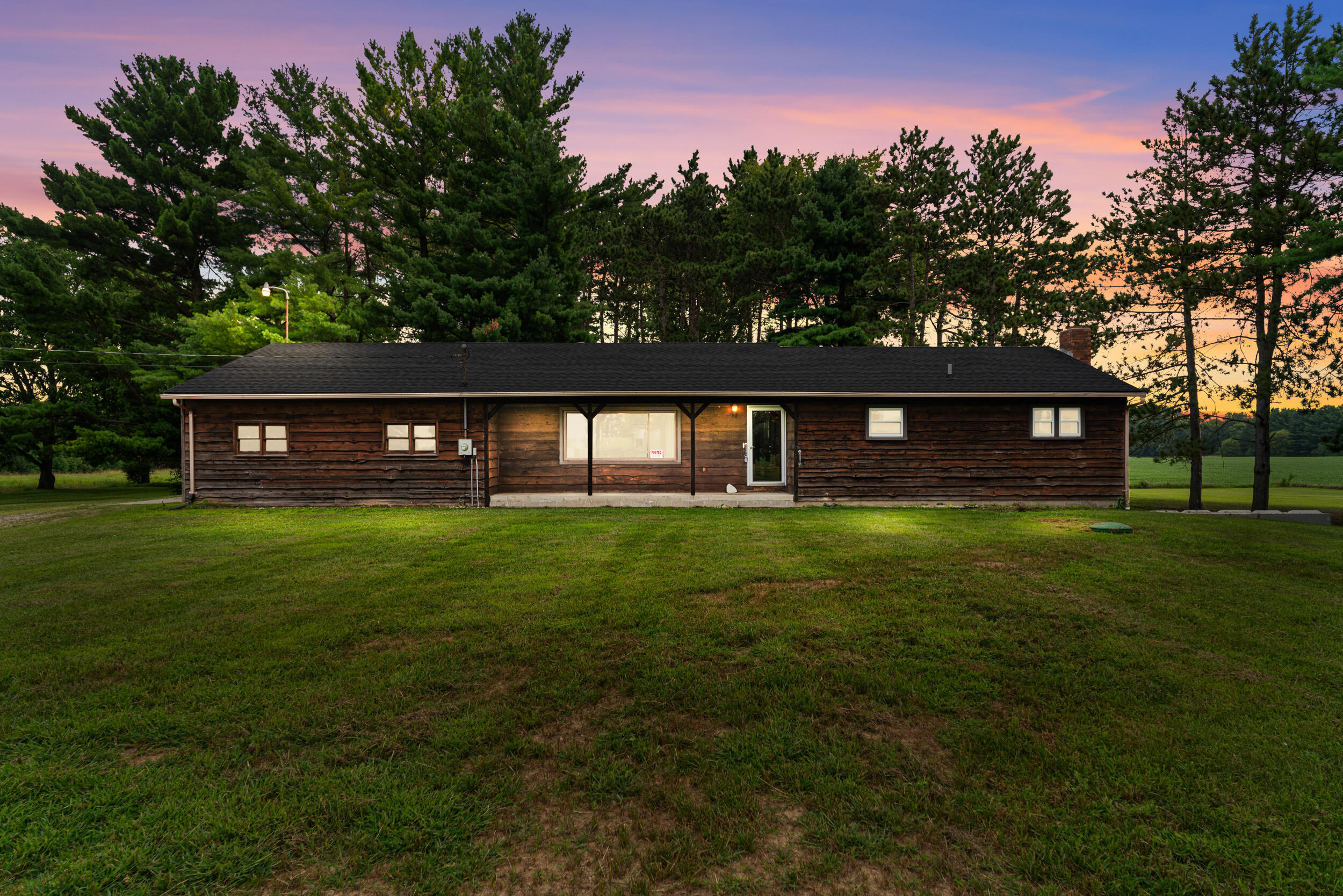 5560 Dewey Road  Hillsdale MI 49242 photo