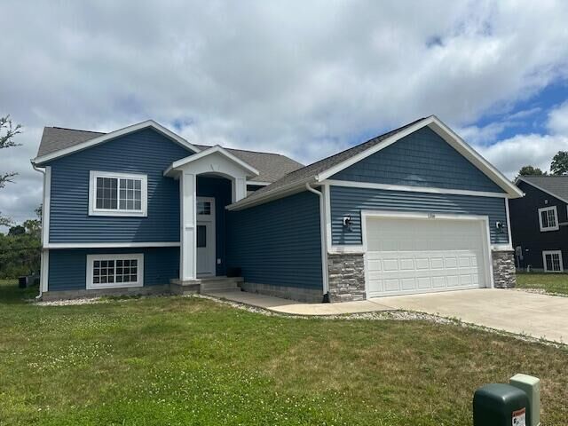 Property Photo: 1316 Waters Edge Court MI 49461