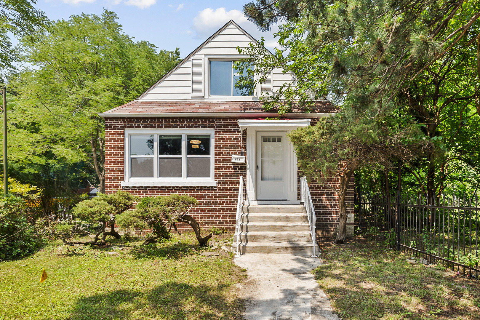 Property Photo: 624 W 103rd Street IL 60628