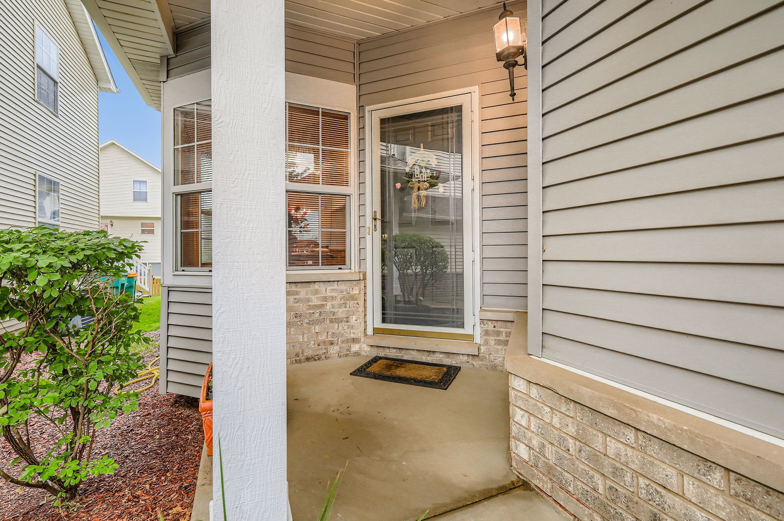 Property Photo: 1217 Grand Boulevard IL 60446