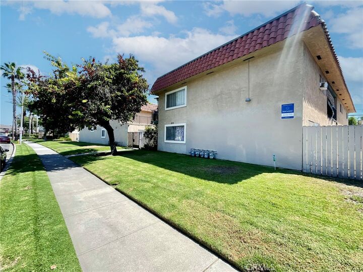 Property Photo:  1512 S Ninth Street  CA 92802 