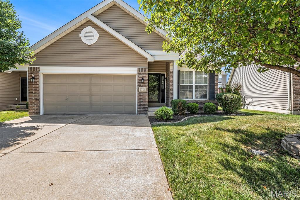1708 Prestshire Drive  Fenton MO 63026 photo
