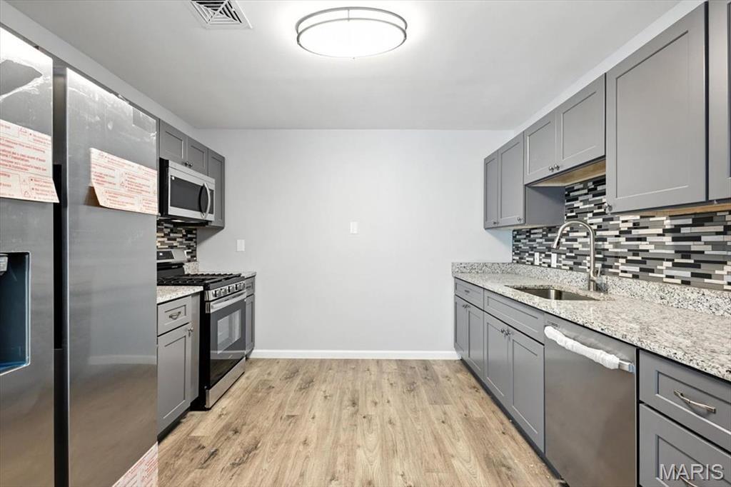Property Photo:  1018 Tempo Drive  MO 63146 