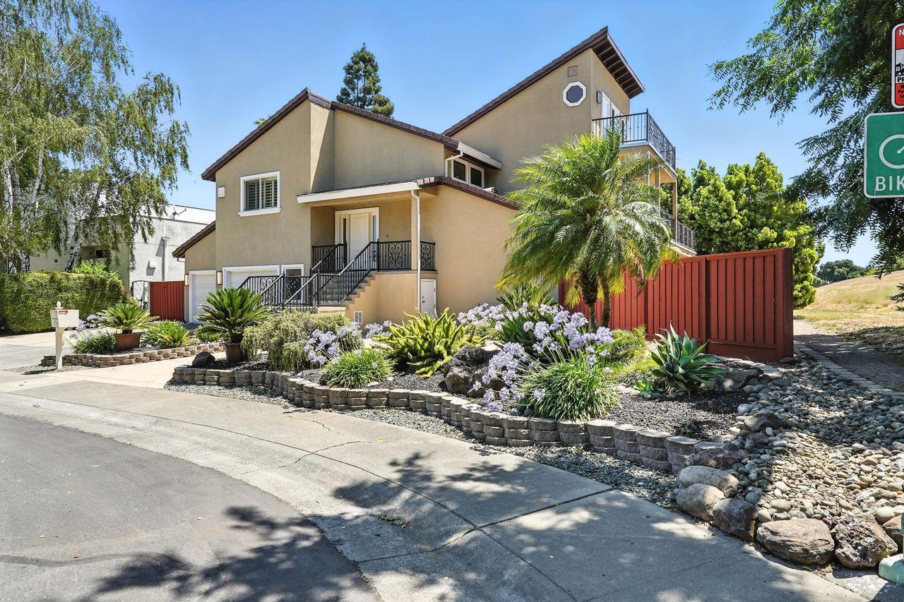 7729 Sleepy River Way  Sacramento CA 95831 photo