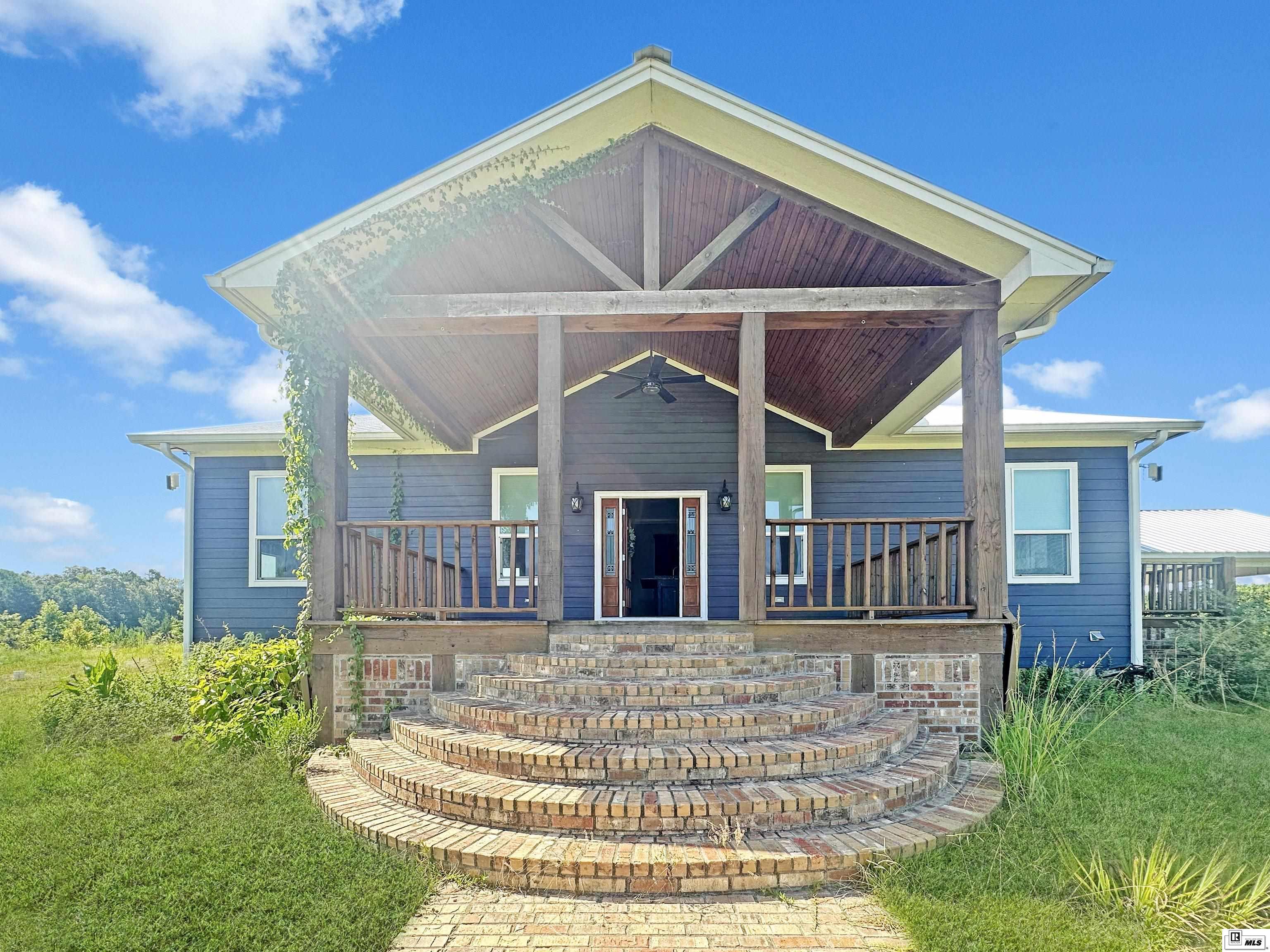 Property Photo: 715 New Mineral Springs Road LA 71225