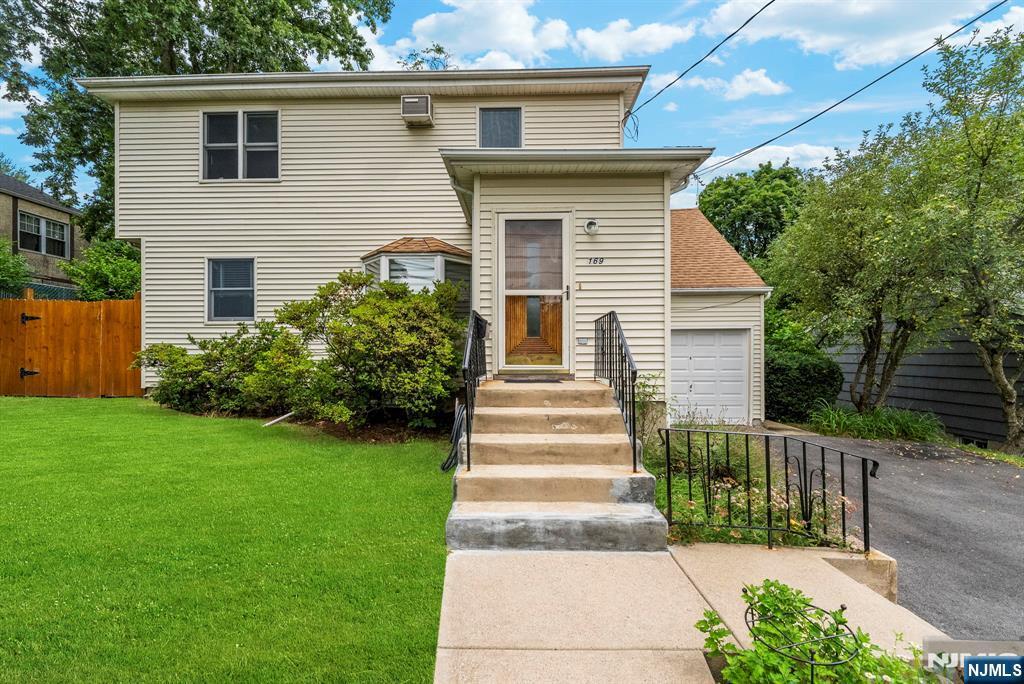169 River Edge Road  Tenafly NJ 07670 photo