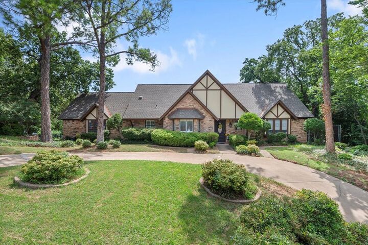 1005 Acorn Court  Arlington TX 76012 photo