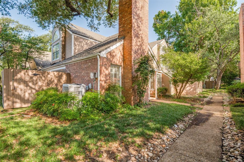 Property Photo: 17860 Windflower Way 1704 TX 75252