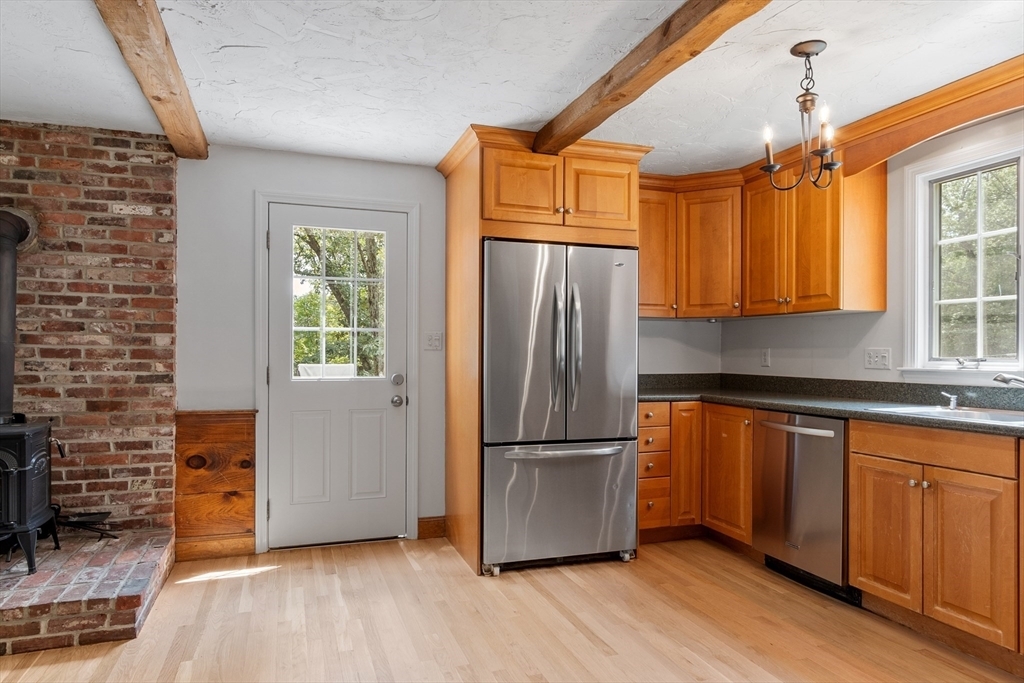 Property Photo: 131 Rattlesnake Hill Road MA 01810