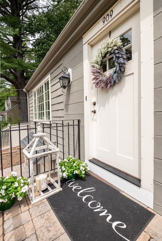 Property Photo:  909 Main St  MA 01940 