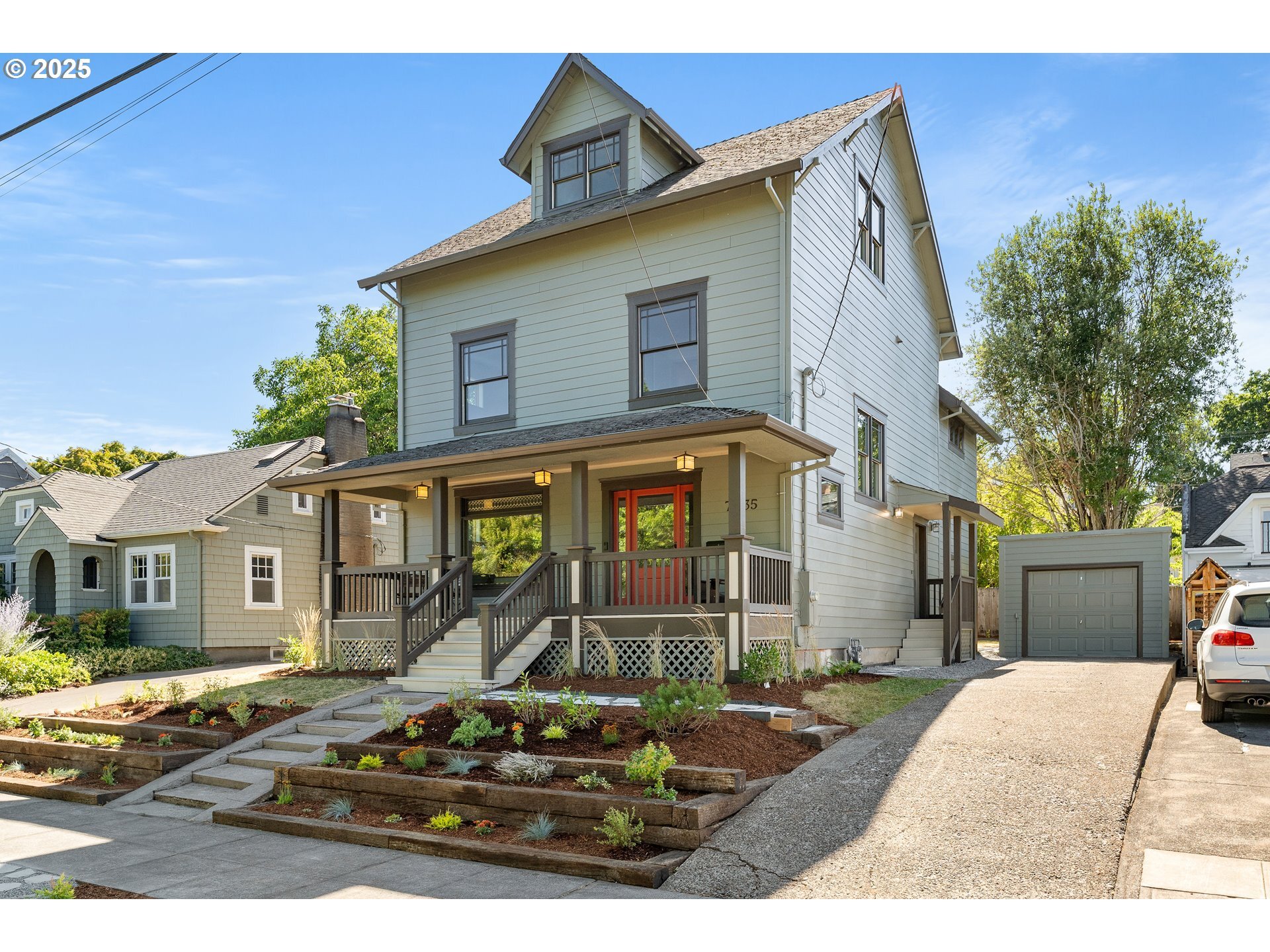 7735 SE 18th Ave  Portland OR 97202 photo