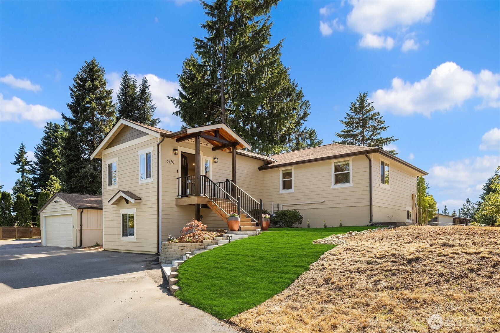6830  174th Street SW  Edmonds WA 98026 photo