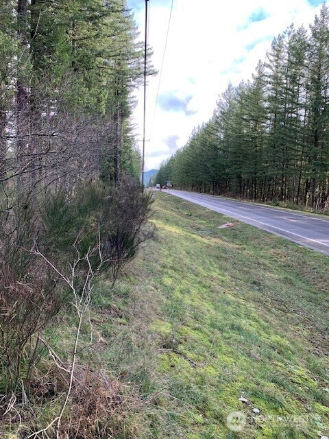Property Photo: 450 Xx SE North Bend Way WA 98045
