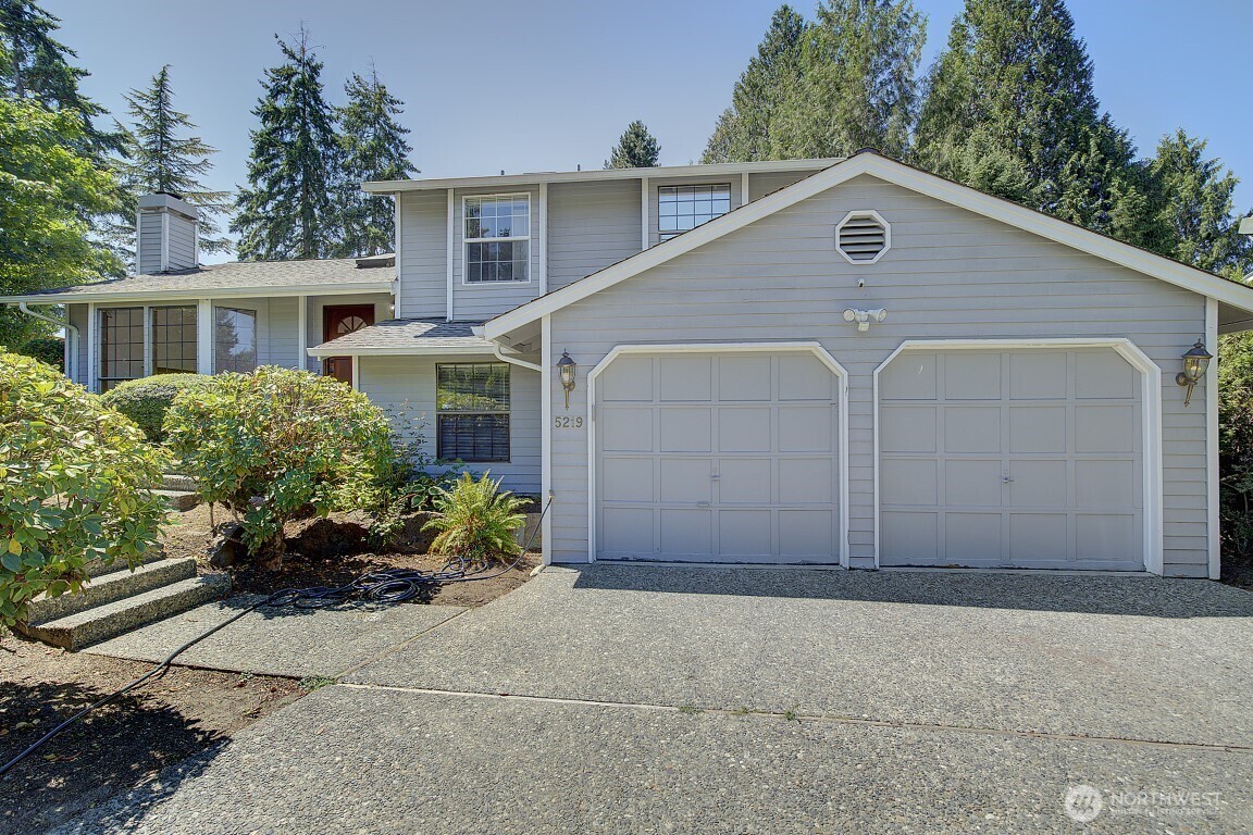 Property Photo: 5219 154th Avenue NE WA 98052