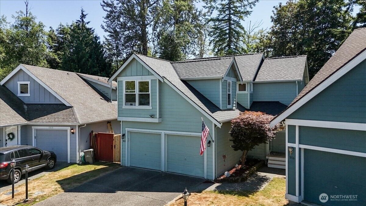 Property Photo:  1812  80th Avenue NE  WA 98258