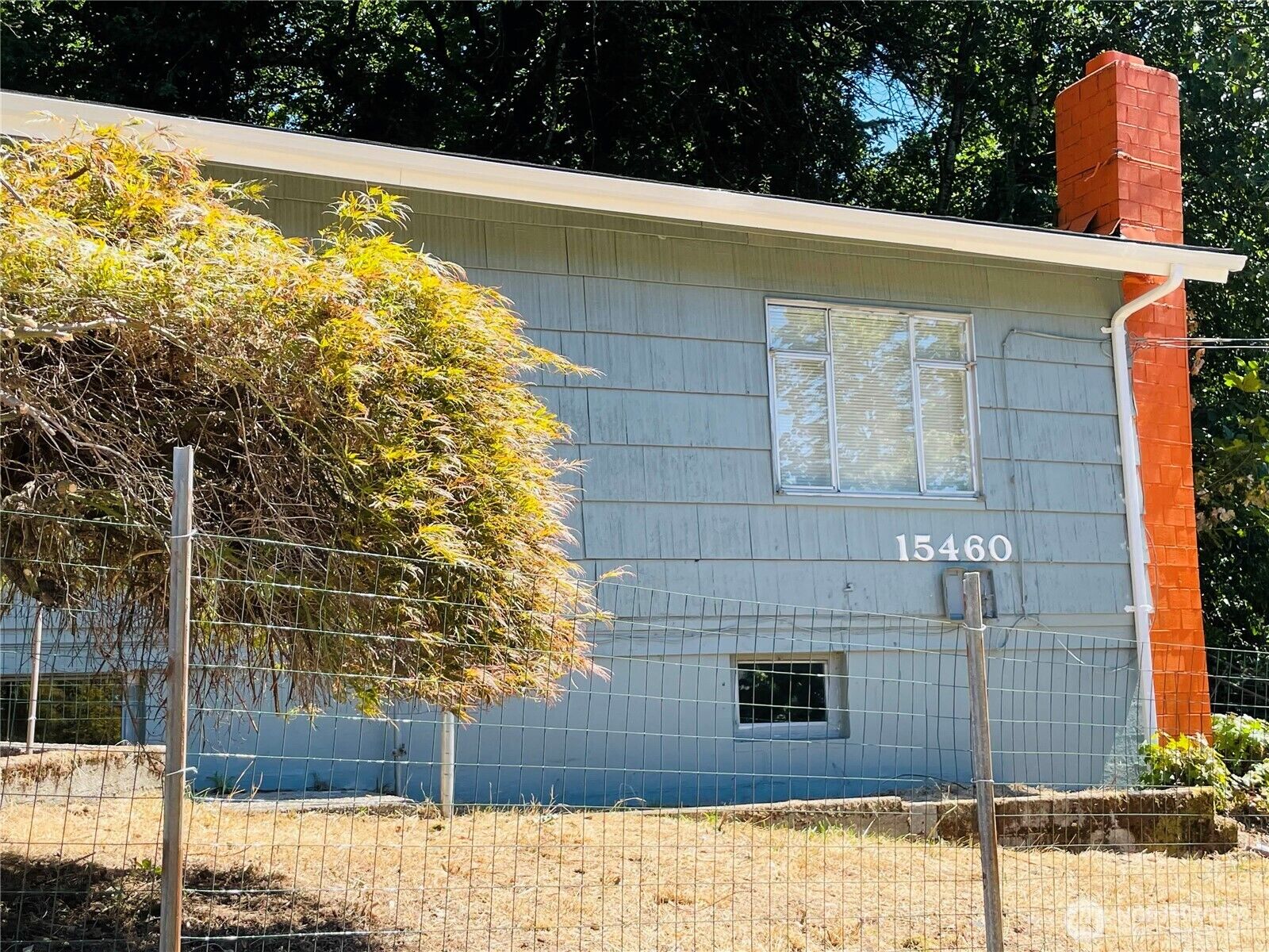 Property Photo: 15460 65th Avenue S WA 98188