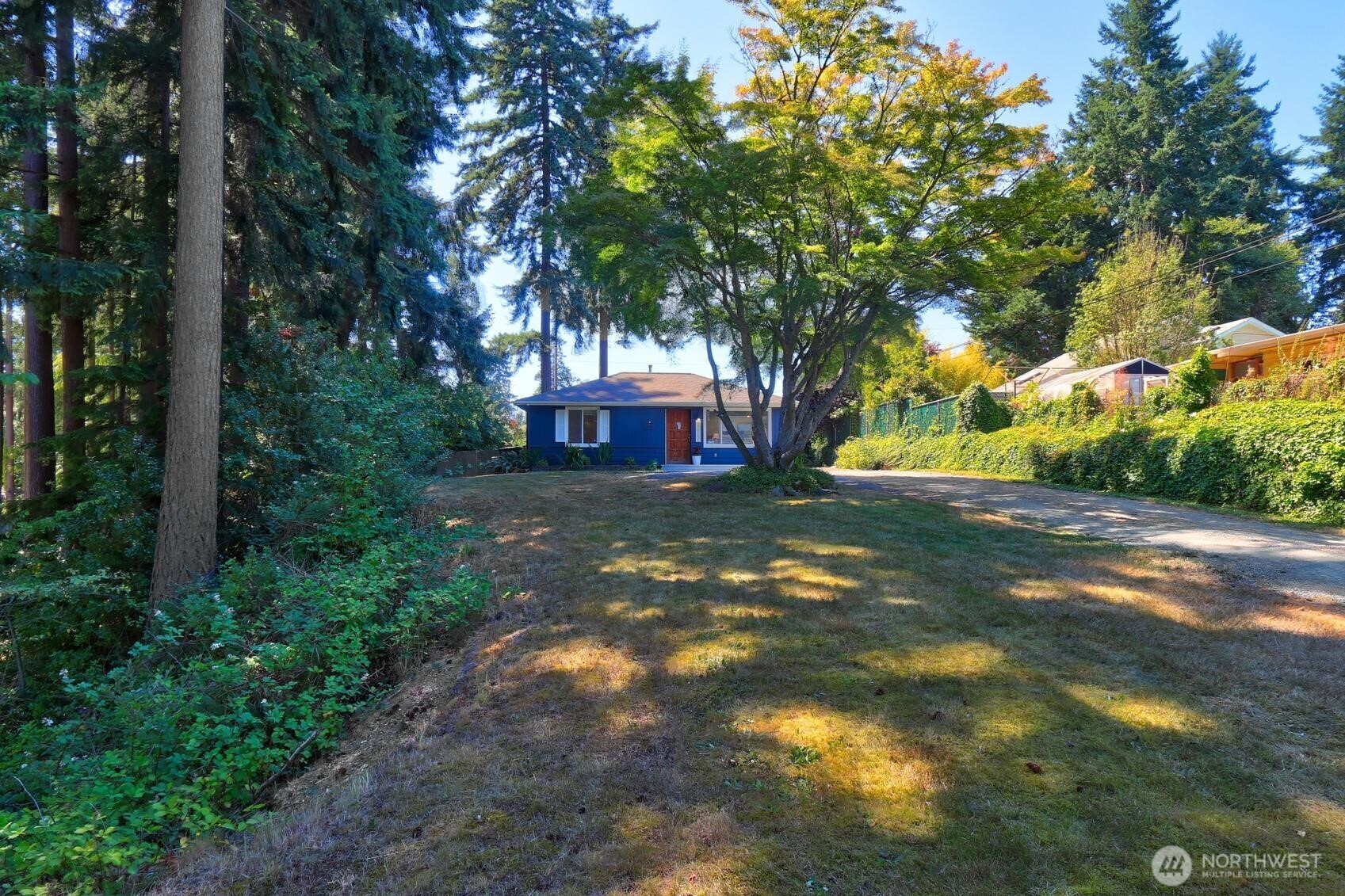 Property Photo:  22620  95th Place W  WA 98020 
