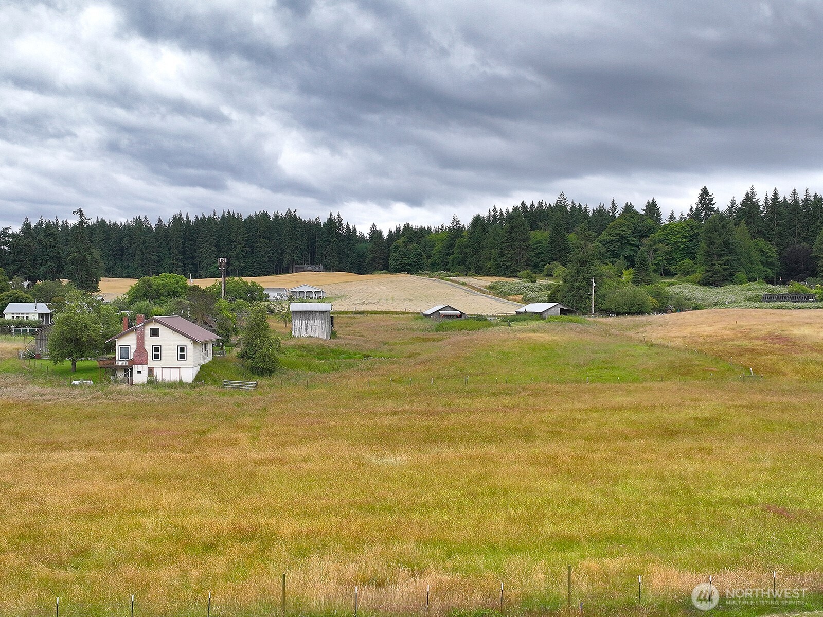 Property Photo: 683 3rd Street 1(A) WA 98260
