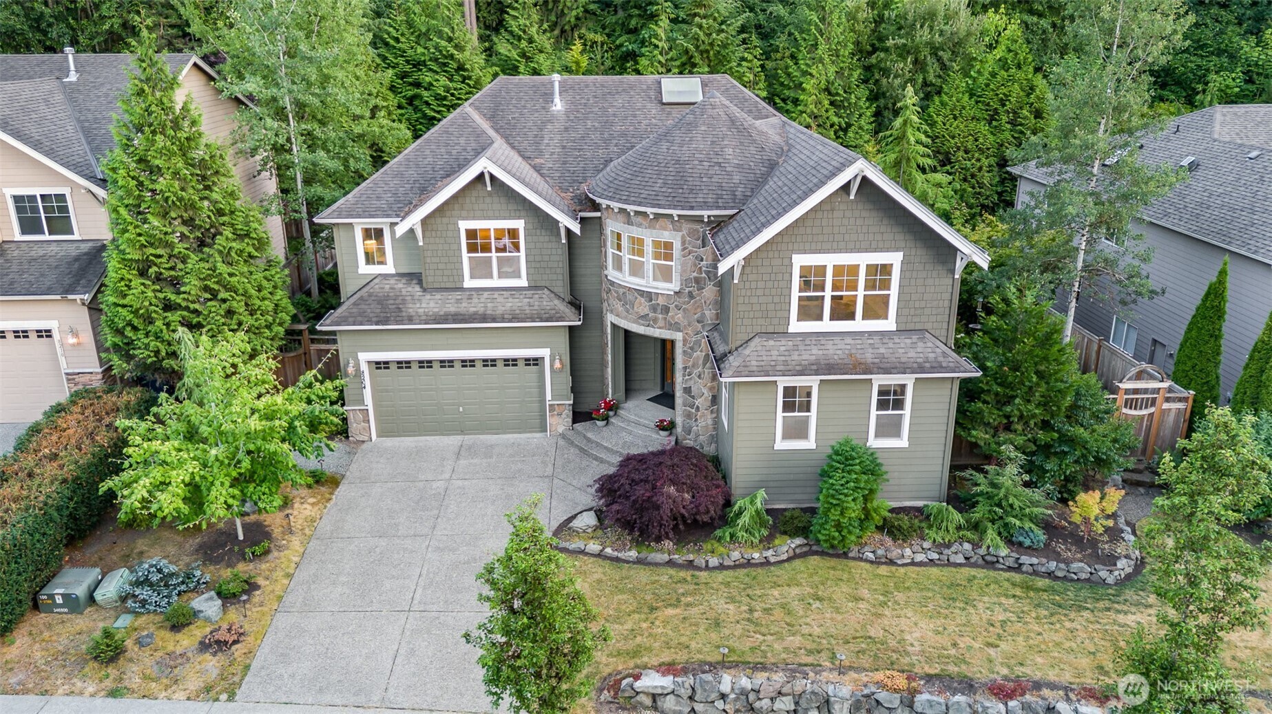 Property Photo: 8204 135th Place SE WA 98296