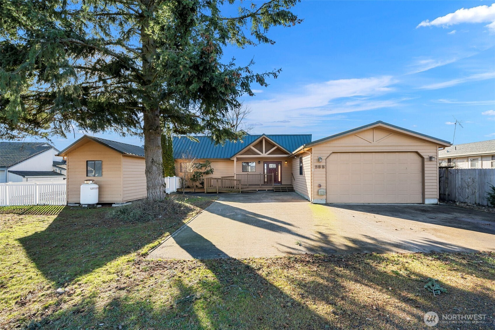 Property Photo:  285 W Sunny Sands Road  WA 98612 
