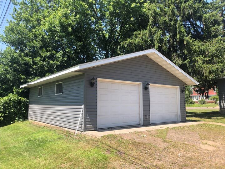 Property Photo:  304 River Avenue E  WI 54848 