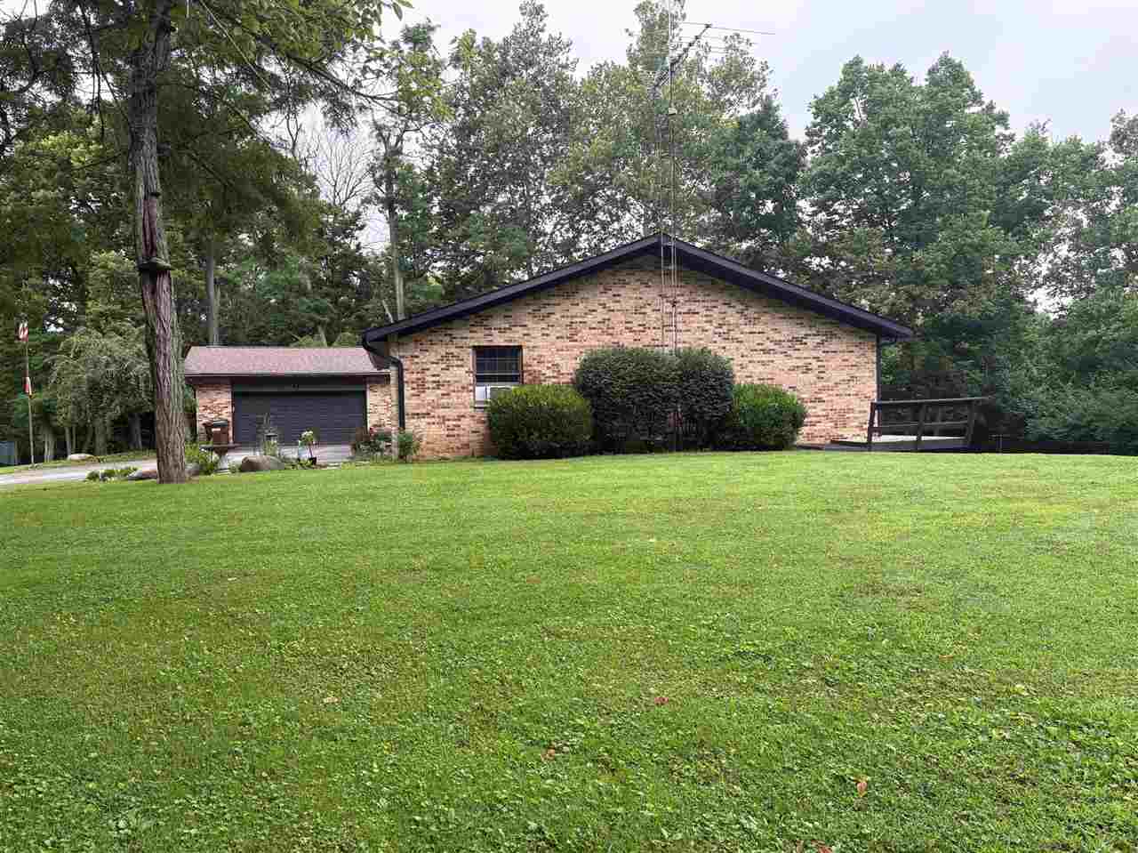 Property Photo:  770 W Snake Hill Rd  IN 47353 