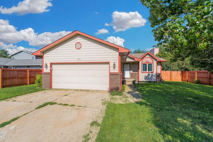 Property Photo: 815 N Meadow Rd KS 67147