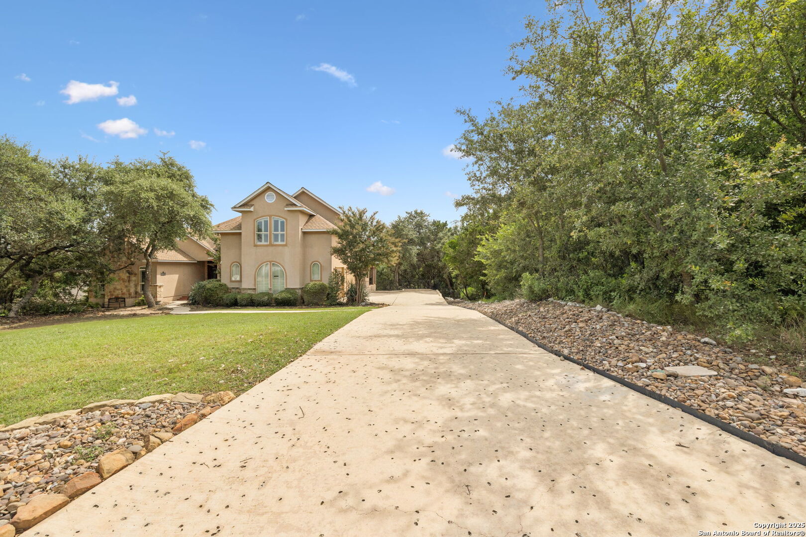 Property Photo: 15034 Iron Horse TX 78023