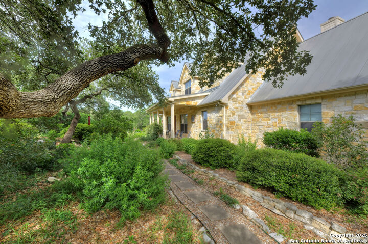 Property Photo:  853 County Road 2801  TX 78056 