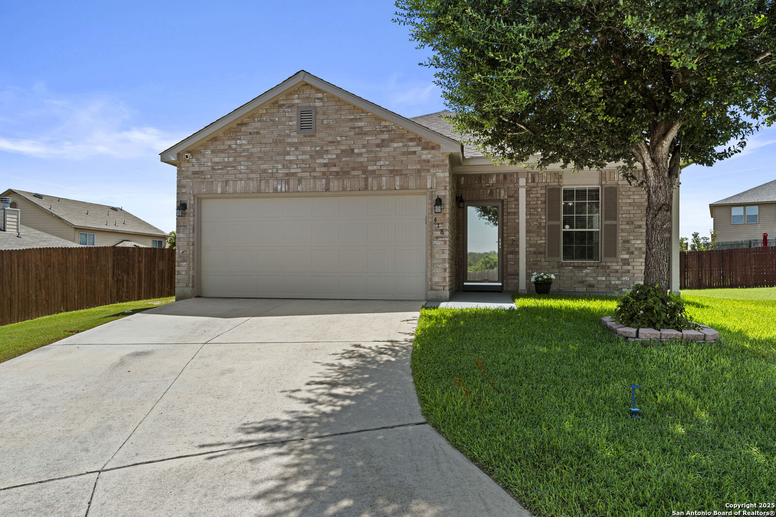 Property Photo: 418 Palma Noce TX 78253
