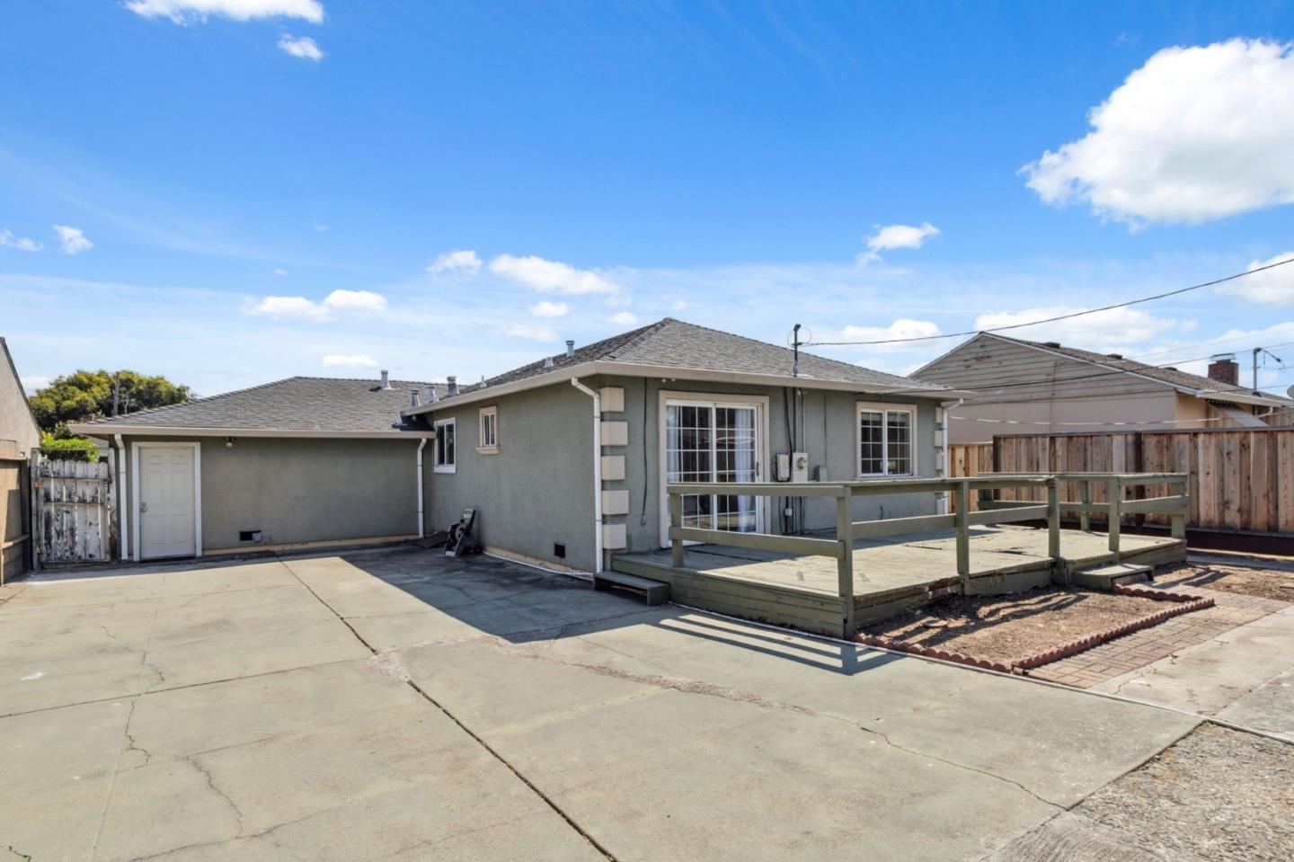 Property Photo:  1662 Washington Street  CA 94403 