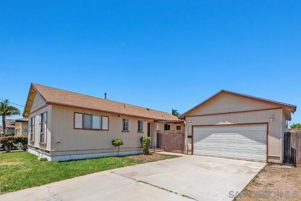 Property Photo: 2836 Sewell Ave CA 92154