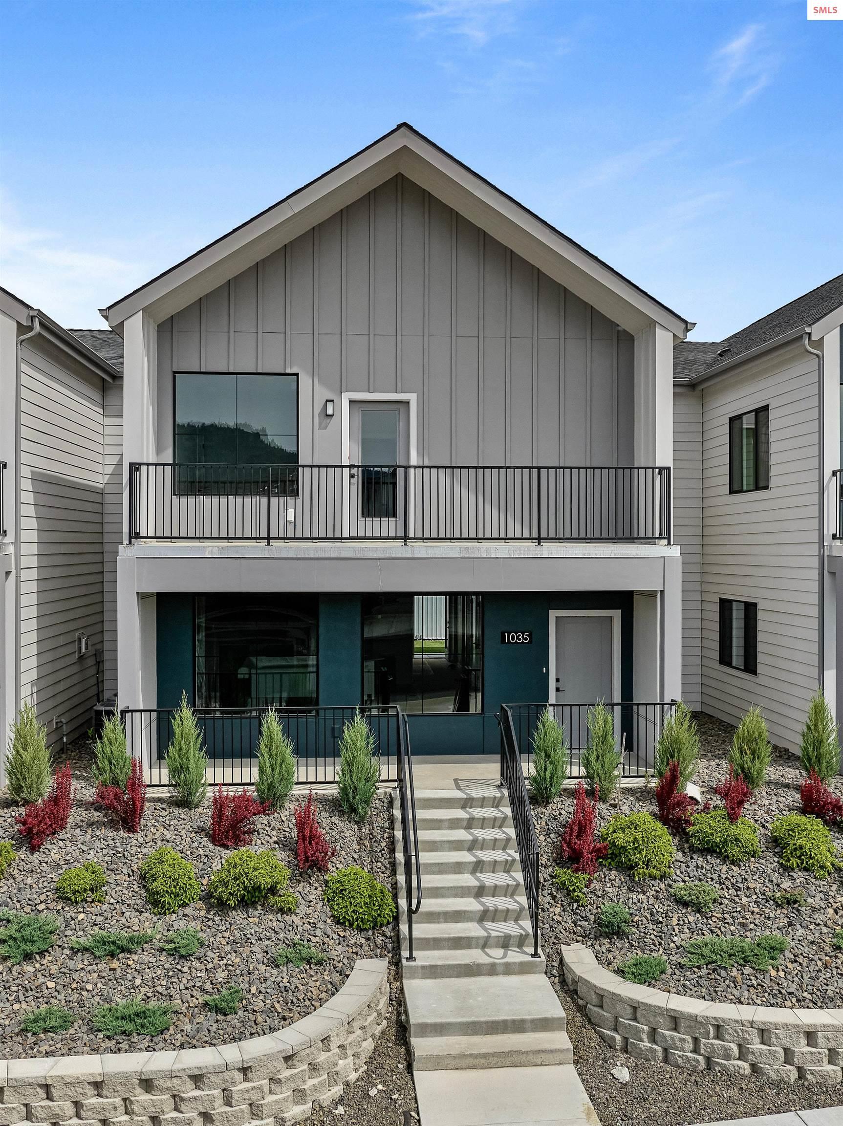 Property Photo:  1035 E Railroad Avenue  ID 83854 